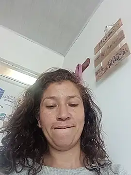 Chat +18 de Cielo_carpentier69 ao vivo