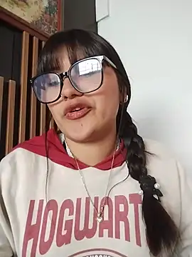 Chat XXX en directo de Emily-7