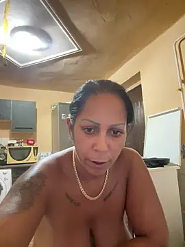 wildfarmbabe's Live XXX Chat