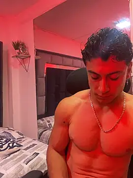 MR_MUSCLE élő XXX-chatje