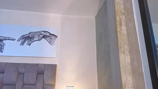 Emma_gatess Adlı Modelin Canlı XXX Sohbeti
