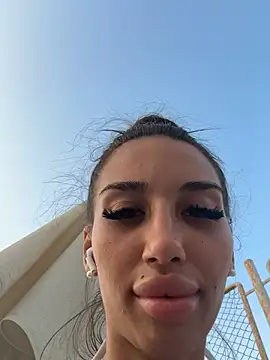 BlueEyes_BB's Live XXX Chat