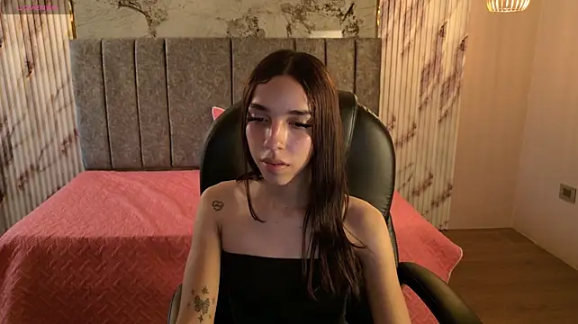 nikkydoll 라이브 XXX 채팅