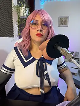 XXX chat uživo modela Luna_Paris_
