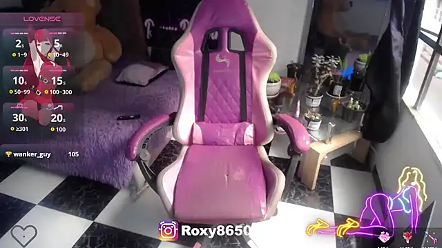 roxy_roxxan Chat XXX live