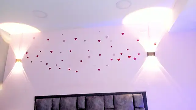 Онлайн чат XXX SARHA_ANTONELLI