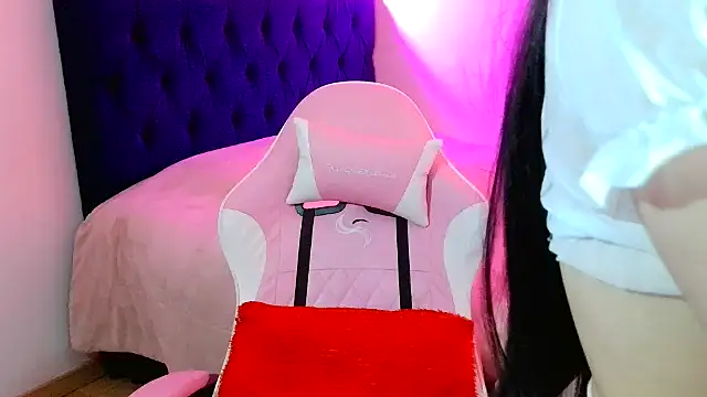 Chatroom XXX en direct de CyberMich