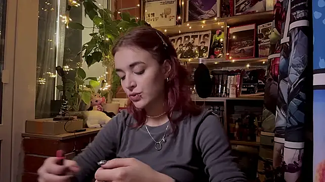 Leona_VS' Live XXX Chat