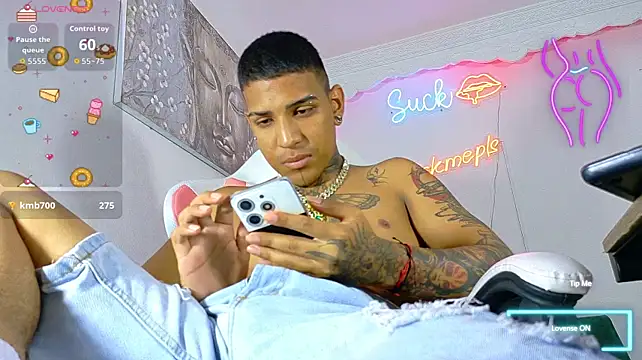 Smith-Andy Chat XXX in diretta