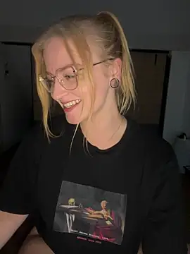 CherryyCheeksn Live XXX chat