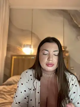 Miss-Tiffaa Adlı Modelin Canlı XXX Sohbeti