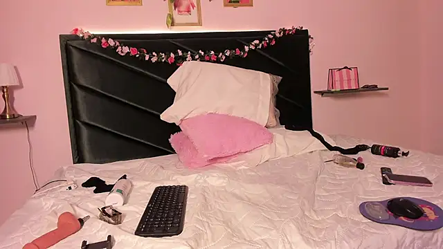 zaahra1 Chat XXX in diretta