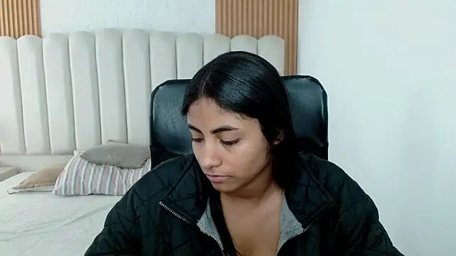 shaneelle live XXX chat