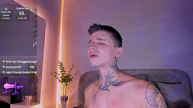 Ian_Castillo_ live XXX chat