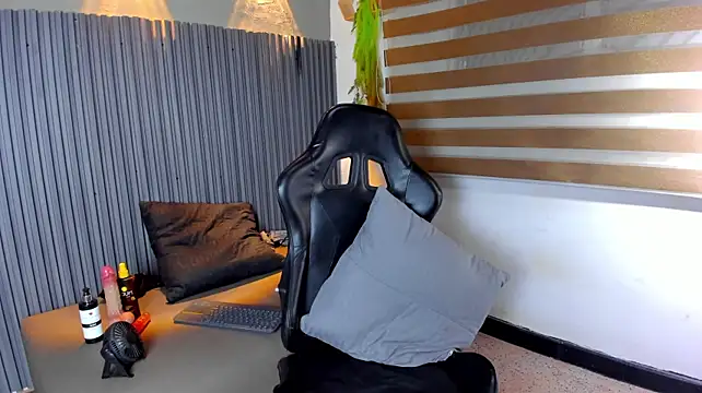 Chatroom XXX en direct de LianFerrer1