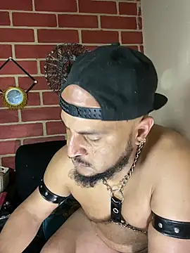 Chatroom XXX en direct de the_master_foal_