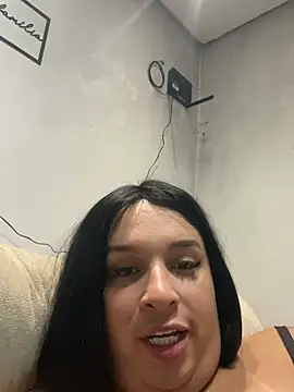 hellenrs_ilvan Webbikameraesitys
