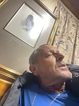 GeldenKuy Live XXX Chat