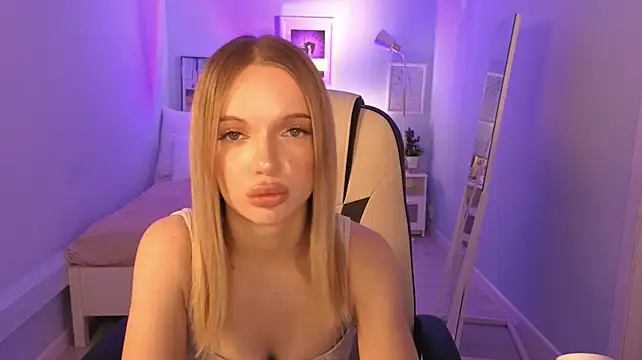 Michele_bright live XXX chat