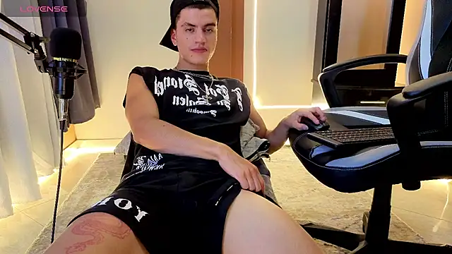 عرض كام LeoTease