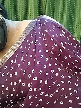 Anushka_flower's Webcam Show
