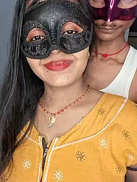 Pertunjukan Kamera Web Hot_SALONI_21