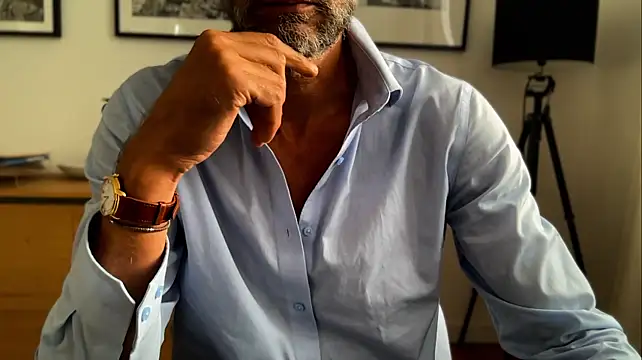 הופעת וובקאם של mecchaude