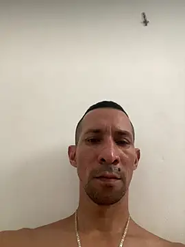 Chat XXX ao vivo de michael_close26
