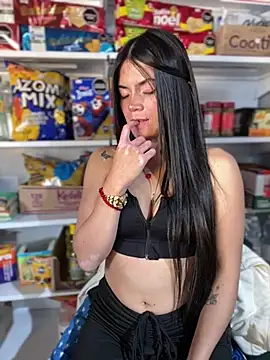 צ'אט XXX בשידור חי של PamelaJonsom_