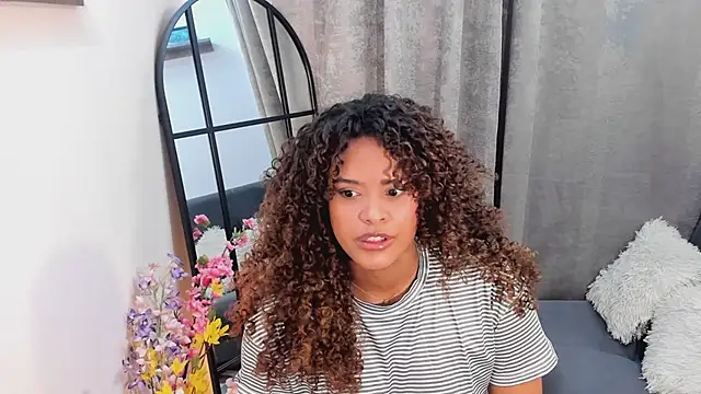 Amelia_bss XXX чат на живо