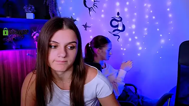 lisa_dark_ Chat XXX live