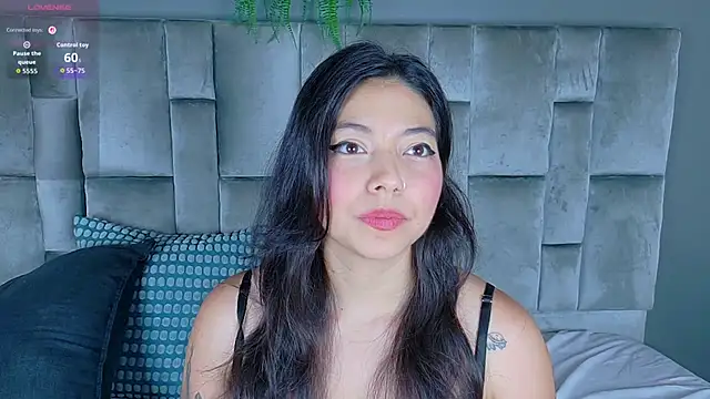 Chat XXX en directo de AnnieRouse__