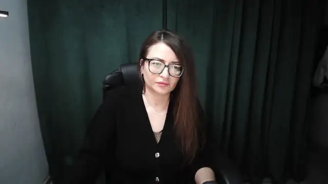 NoraMilf Chat XXX in diretta