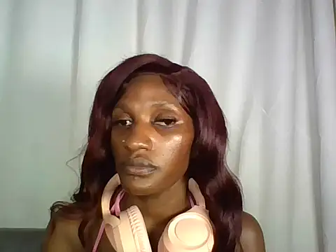 SleekCandy_petites Adlı Modelin Canlı XXX Sohbeti