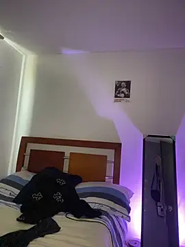 Taylor_DiamondBoy Chat XXX live