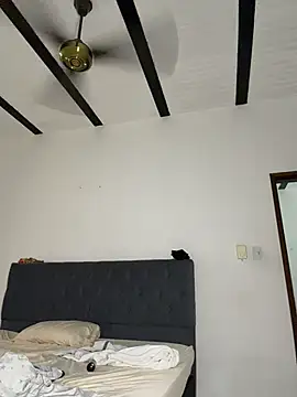Eva_stark10 Adlı Modelin Canlı XXX Sohbeti