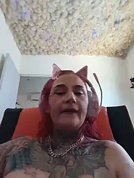 blazed_vixen: онлайн-секс-чат