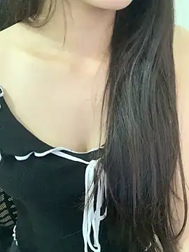 Lilie22's Live XXX Chat