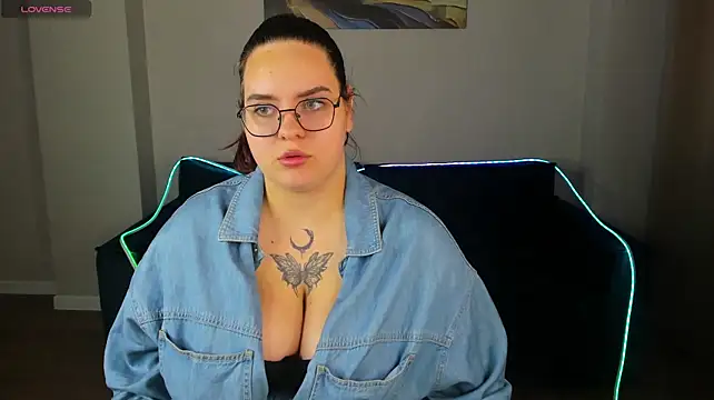 Czat XXX na żywo – Kity_Mooree