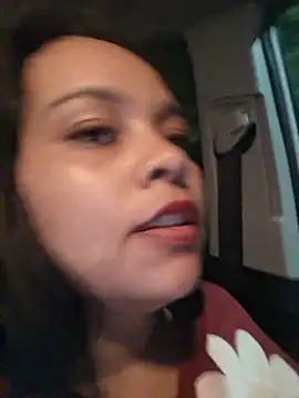 Luv_swara02 Show in webcam