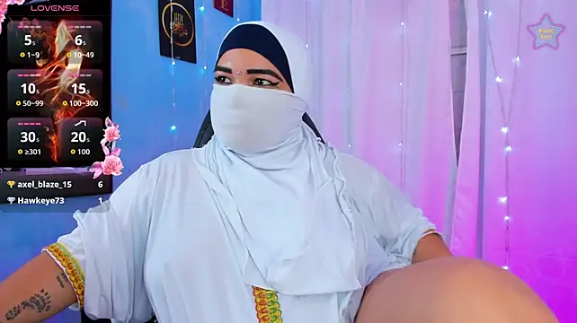 Chat XXX en directo de Falak-Yasin