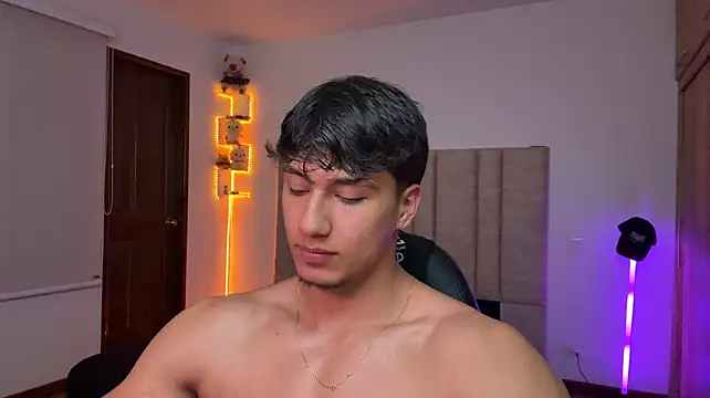 CHRIS_MORGAN1 XXX чат на живо