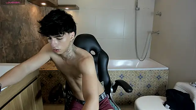 Nathan_Owen Live XXX-chat