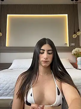 evelyn_hills Chat XXX live