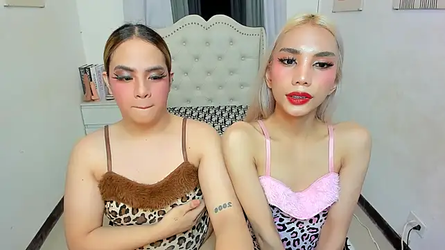 Chat +18 de SabrinaVoss ao vivo