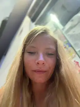 AnastasiaAniess Adlı Modelin Canlı XXX Sohbeti