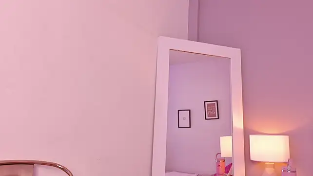 ChiaraBellinii's Live XXX Chat