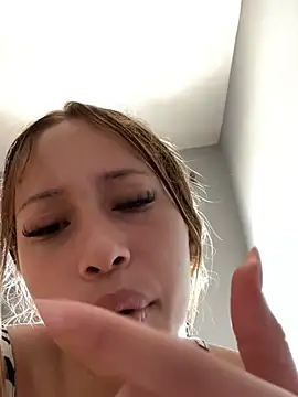 Shantal_Roa's Live XXX Chat