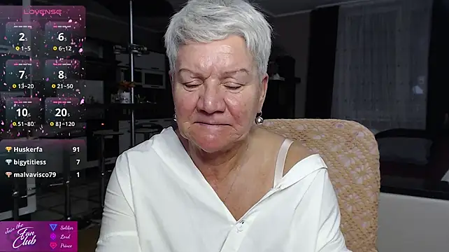 roxana_brooks: онлайн-секс-чат