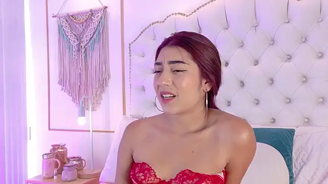 AriaStonne's Live XXX Chat